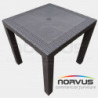 Mesa cuadrada Ratan de plastico chocolate